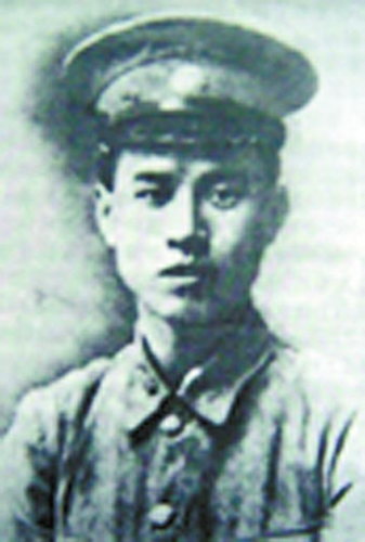 頭可斷，而共產(chǎn)黨籍不可犧牲：蔣先云