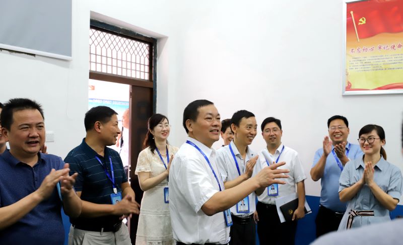 機(jī)械工程系召開慶祝第36個(gè)教師節(jié)座談會(huì)