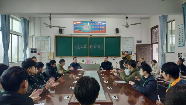 眾人拾柴火焰高，愛心捐助匯暖流