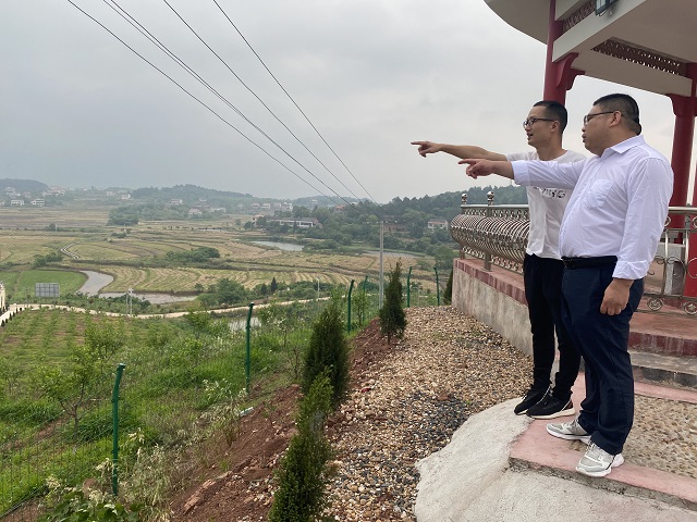 衡陽(yáng)技師學(xué)院汽車工程系接續(xù)奮戰(zhàn)鄉(xiāng)村振興