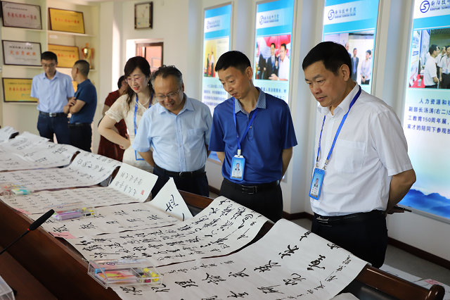 學(xué)院慶祝中國(guó)共產(chǎn)黨成立100周年 “百副詩聯(lián)頌黨恩”職工書法比賽成功舉辦