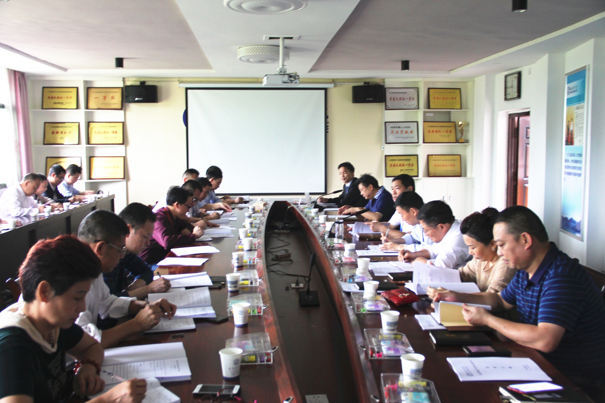 學(xué)習(xí)領(lǐng)會(huì)習(xí)近平總書記關(guān)于黨的初心和使命的重要論述