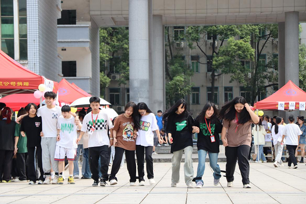 學(xué)院舉辦“陽(yáng)光心靈 快樂成長(zhǎng)”學(xué)生心理健康教育活動(dòng)