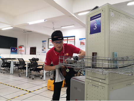 第46屆世界技能大賽湖南省選拔賽 信息與生物技術(shù)系7個項目備賽集訓沖刺中